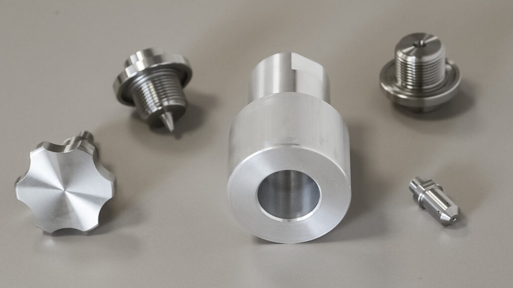 Lavorazioni meccaniche su metalli: alluminio e particolari finiti a disegno